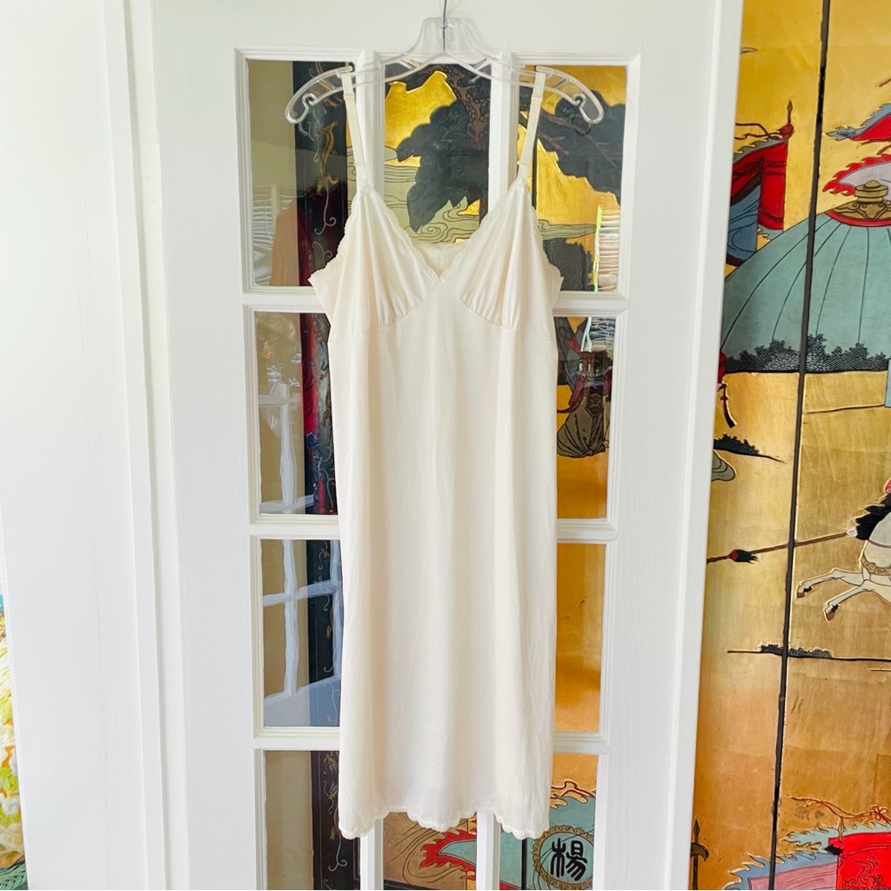 Vintage Shadowline Cream Full Slip SZ 38 TALL Nylon Lace Nightgown Lingerie USA